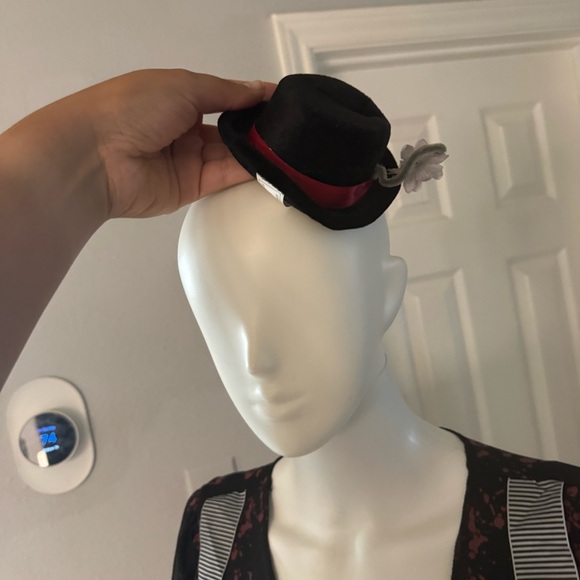 Women’s Killer Clown Costume 
Size L/XL 14-16
In great condition - Picture 9 of 11